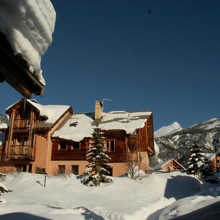 Le Leyrier Hameau Des Chazals Nevache Hautes Alpes Exterior foto